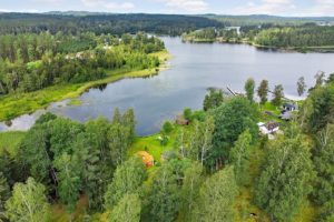 Ferienhaus in Schweden am See mit Steg